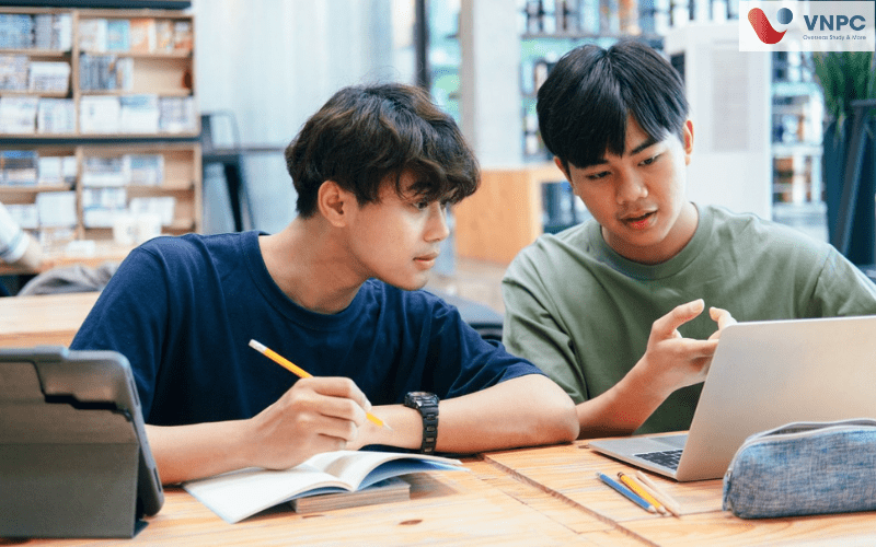 Du học thạc sĩ Hàn Quốc bằng tiếng Anh: Điều kiện và chi phí